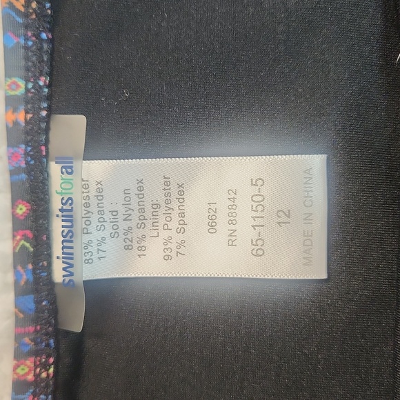 Swim Suits For All. Top Size 14.  Bottom Size 12. EUC. Black W/Multi Designd - Picture 4 of 8